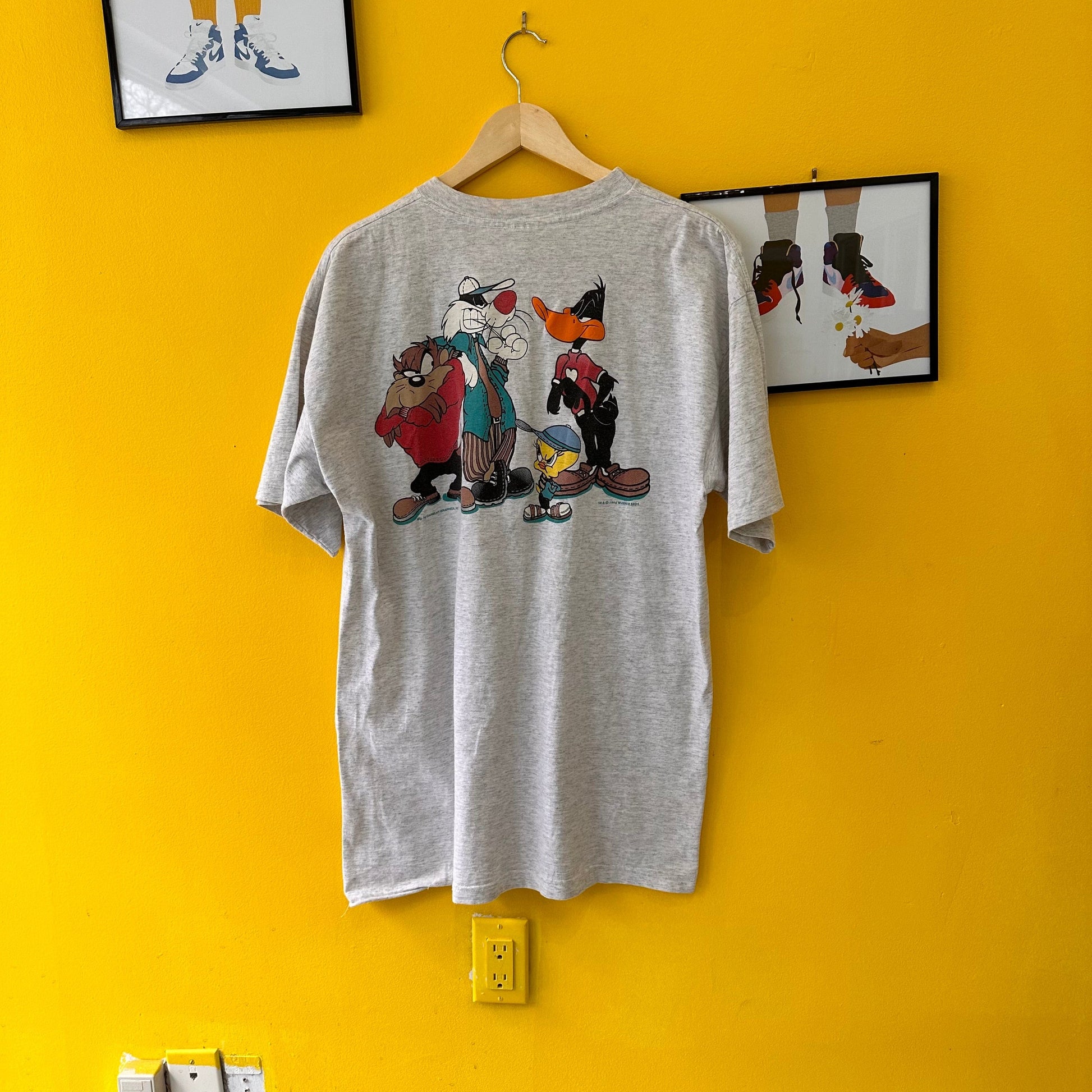 Vintage 90s Looney Tunes Tee